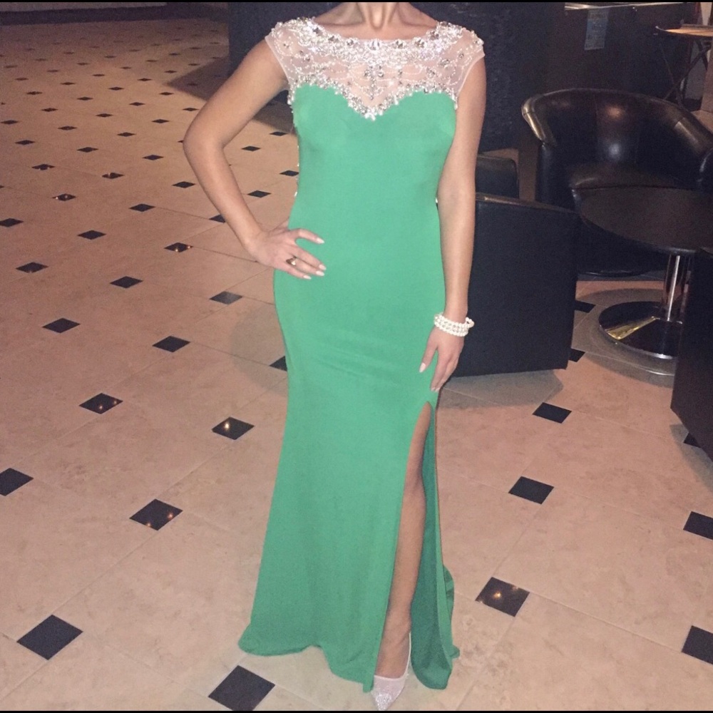 Alyce Paris designer gown